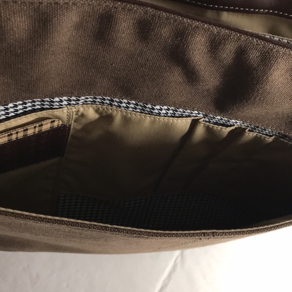 BOCONI NASHVILLE BRYANT LTE SLIM DOUBLE BUCKLE CANVAS & LEATHER MESSENGER - Picture 9 of 15